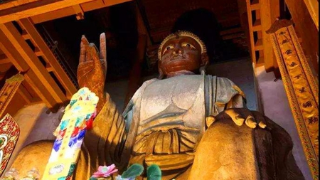 佛像